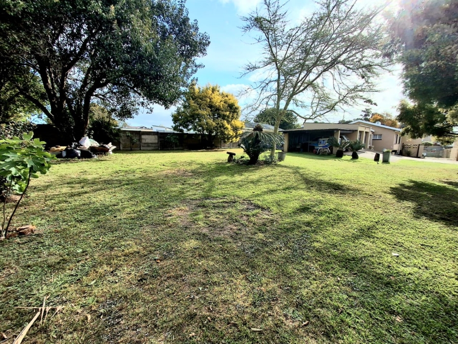 4 Bedroom Property for Sale in Summerpride Eastern Cape